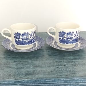 Blue Willow Churchill vintage tea cups & saucers